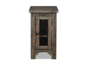 Danell Ridge Chairside End Table - 0446DR02